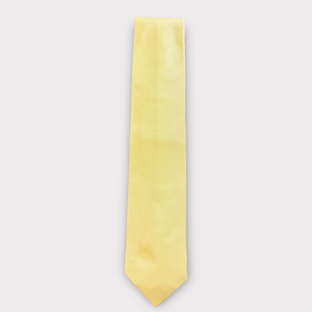 Yellow tie