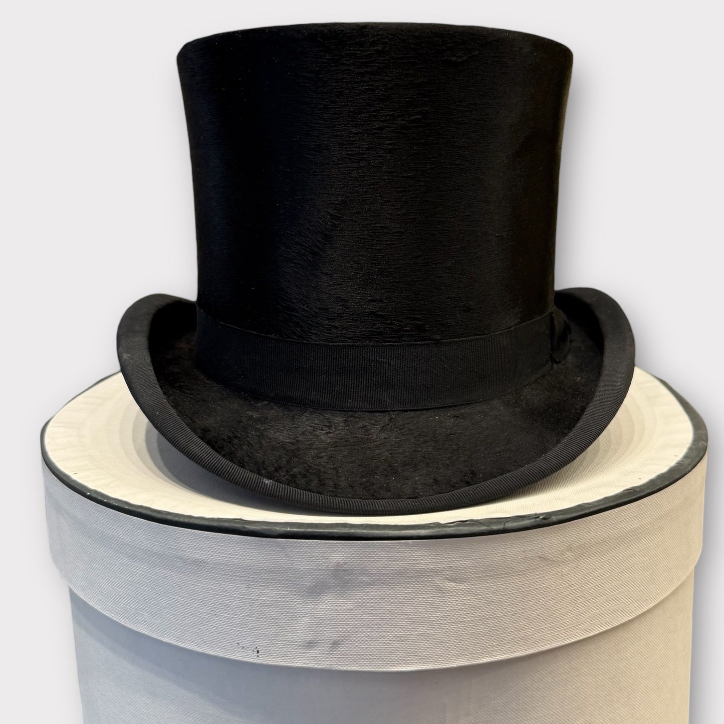 Size 7.5 Silk Top Hat