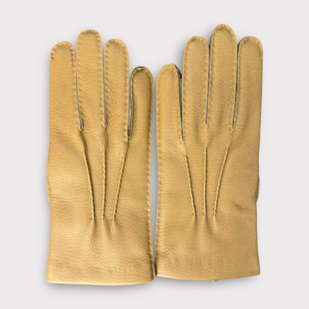 Deerskin leather gloves