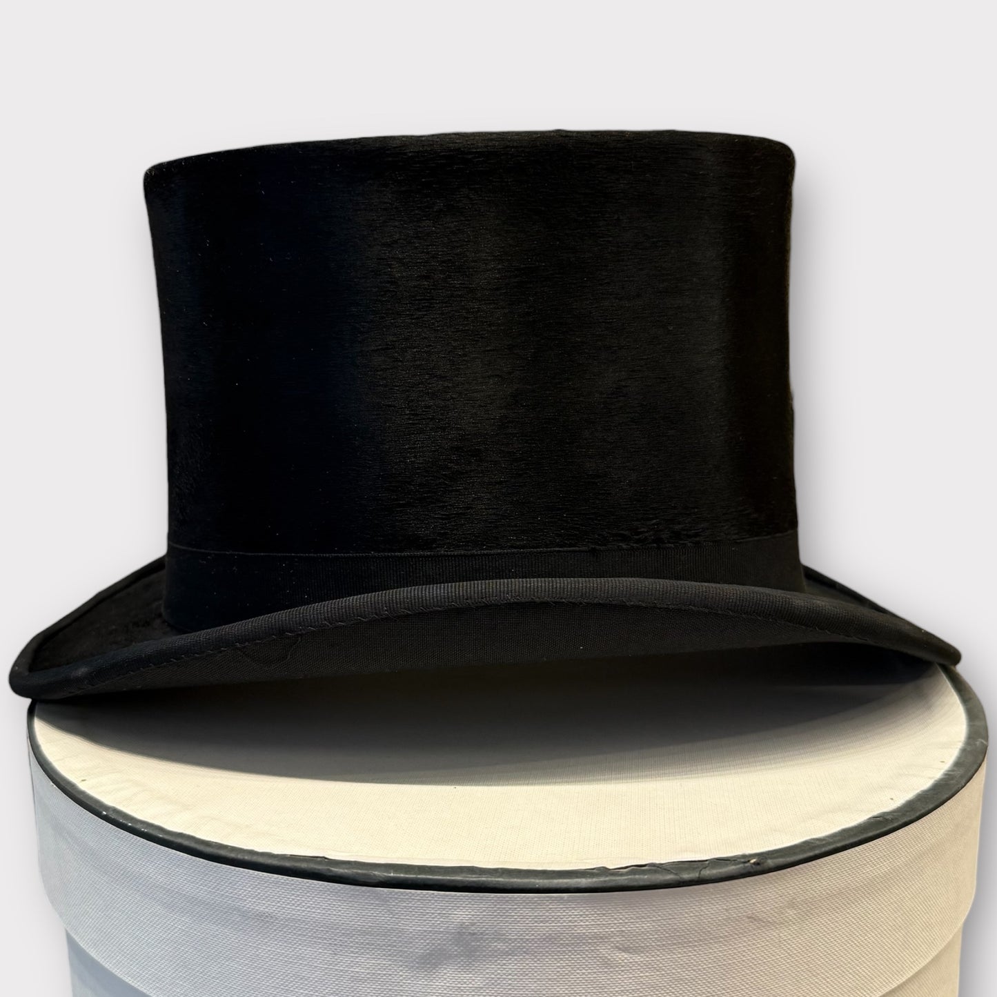 Size 7.5 Silk Top Hat