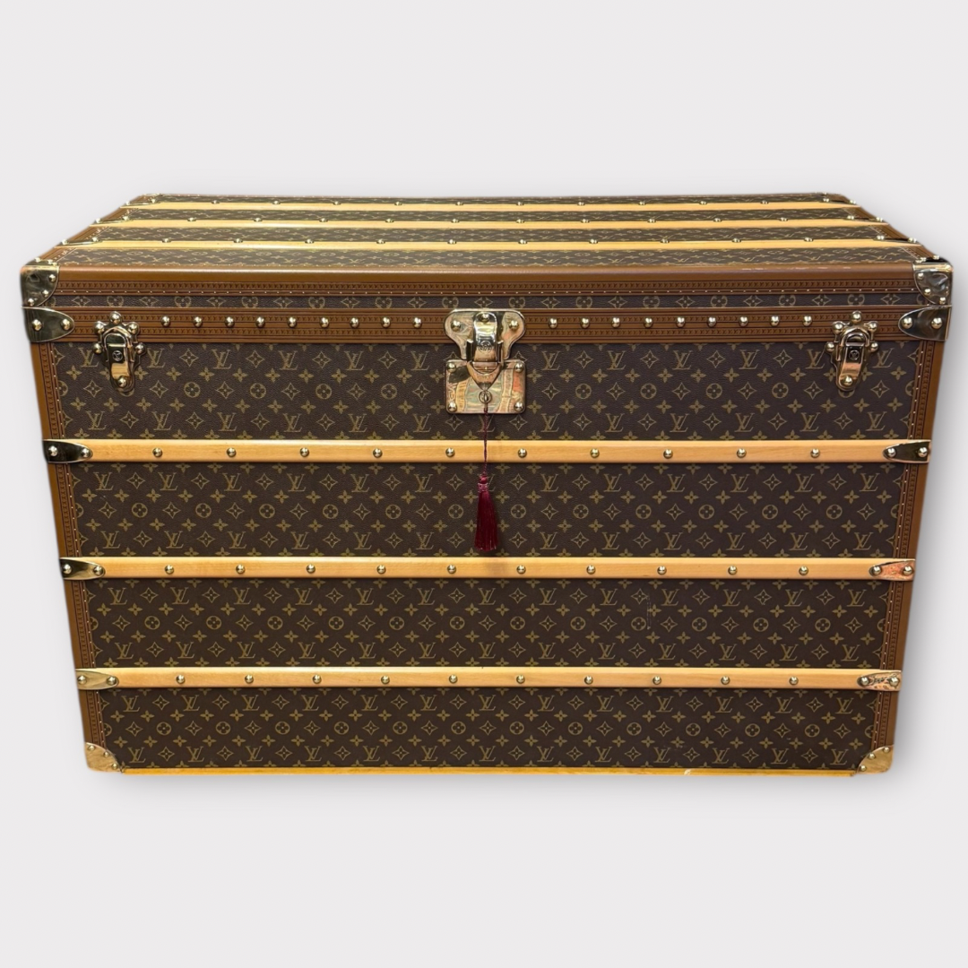  Louis Vuitton monogram trunk on a white background