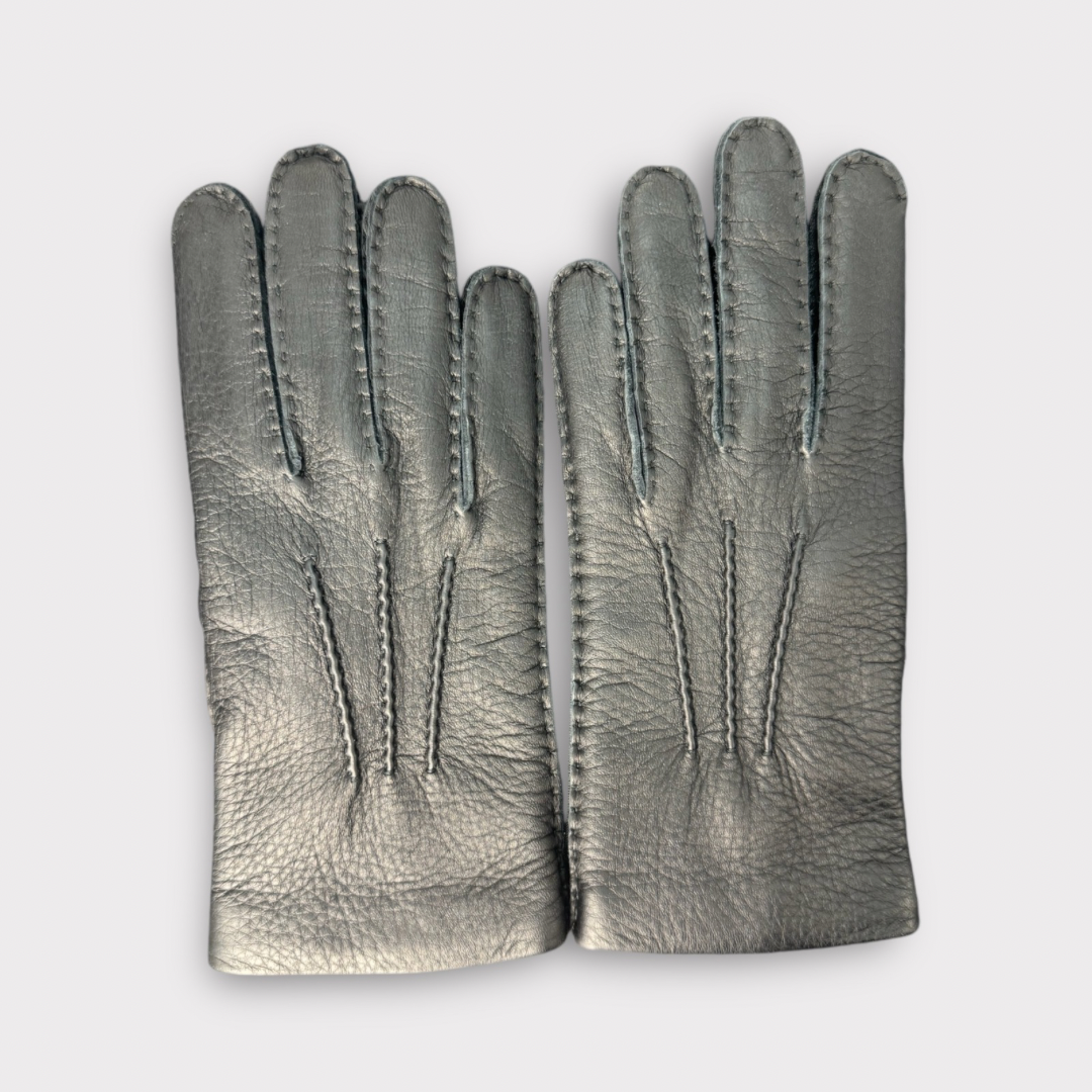 Deerskin leather gloves