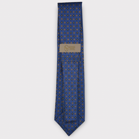 Classic silk necktie, printed in England, with a 9cm blade and 150cm length, laid flat against a plain background