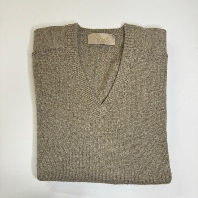 Rhodes Wood Derby Grey Cashmere V neck