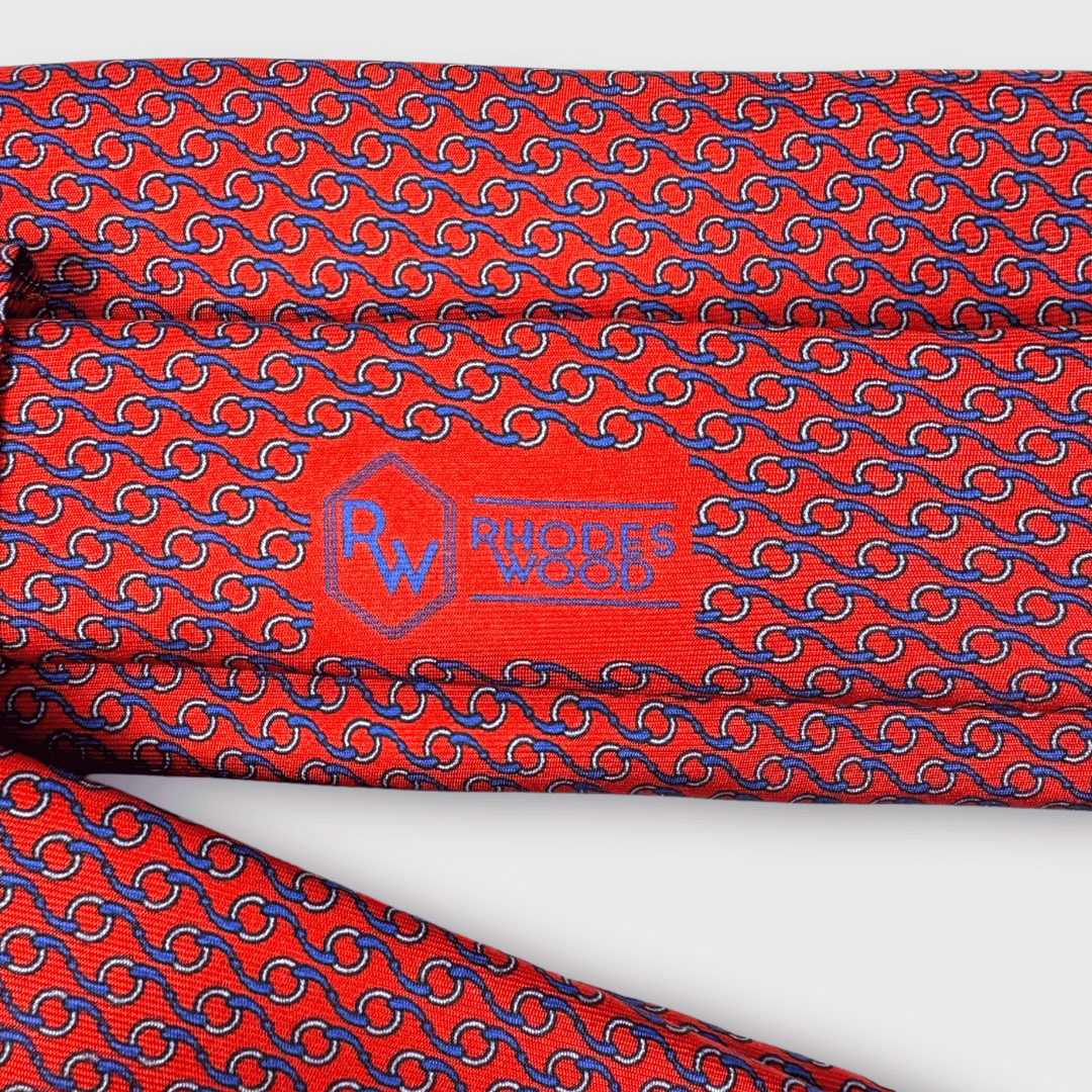 Rhodes Wood Red chain link tie 